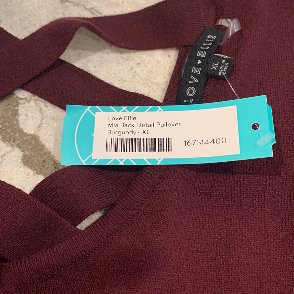 Pullover sweater - Picture 5 of 11